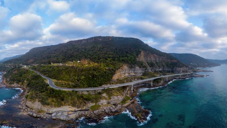 Sea Cliff Bridge, Clifton, New South Wales © Destination NSW Sea Cliff Bridge, Clifton, New South Wales © Destination NSW