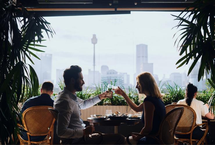 Couple enjoying a cocktail at The Butler in Potts Point, New South Wales © Destination NSW Couple enjoying a cocktail at The Butler in Potts Point, New South Wales © Destination NSW