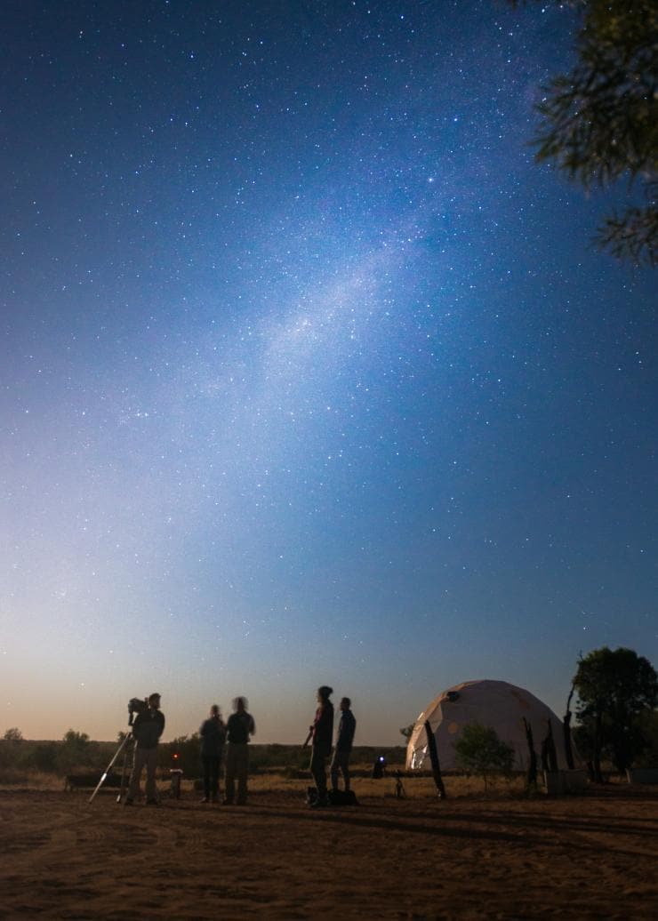 Stargazing at Earth Sanctuary in Alice Springs, Northern Territory © Tourism NT/Matt Glastonbury Stargazing at Earth Sanctuary in Alice Springs, Northern Territory © Tourism NT/Matt Glastonbury
