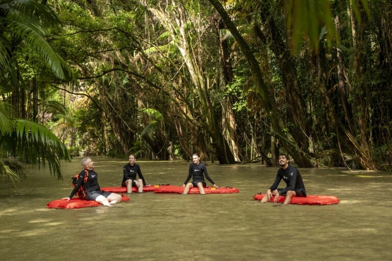 Expérience River Drift Snorkelling avec Back Country Bliss Adventures, forêt tropicale de Daintree, Queensland © Tourism and Events Queensland Expérience River Drift Snorkelling avec Back Country Bliss Adventures, forêt tropicale de Daintree, Queensland © Tourism and Events Queensland