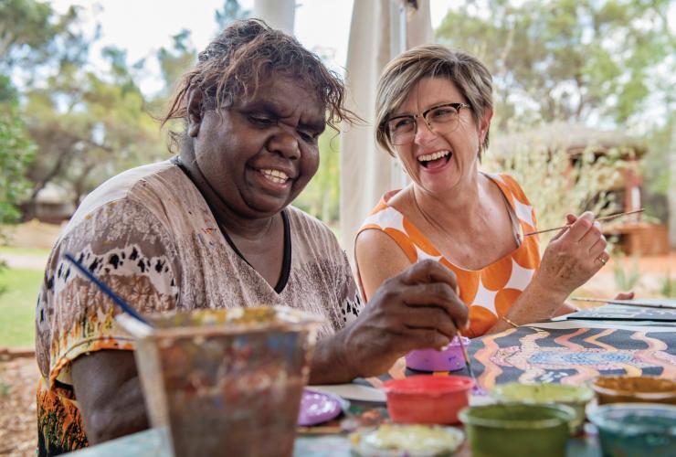 Maruku Arts, Ayers Rock Resort, région d'Uluru, Centre Rouge, NT © Voyages Maruku Arts, Ayers Rock Resort, région d'Uluru, Centre Rouge, NT © Voyages