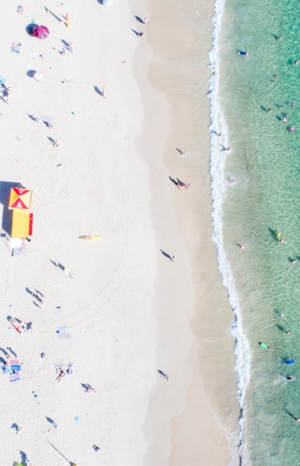 Burleigh Beach, Gold Coast, QLD © Tourism and Events Queensland