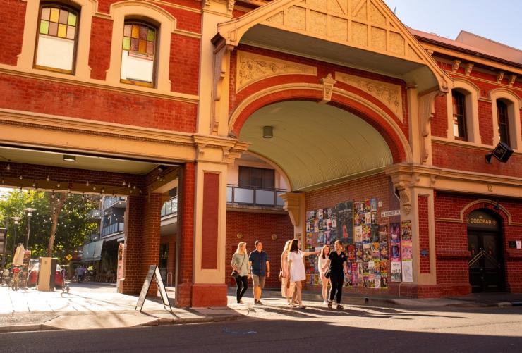 Flamboyance Tours, Adelaide, South Australia © Tourism Australia
