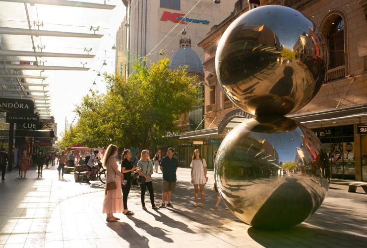 Flamboyance Tours, Adelaide, South Australia © Tourism Australia