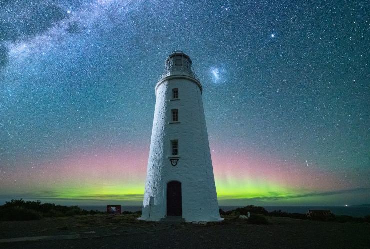 Aurores australes, Phare de Cape Bruny, Tasmanie © Luke Tscharke