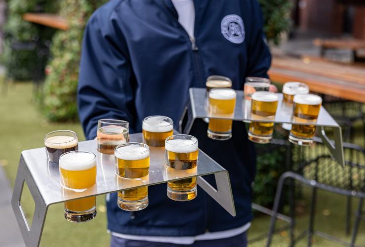 ビクトリア州、モーニントン半島、セント・アンドリューズ・ビーチ・ブルワリー © Tourism Australia/Visit Victoria